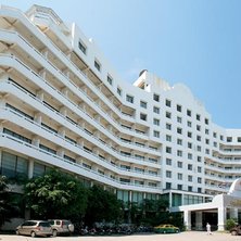 WELCOME PLAZA HOTEL 3* 